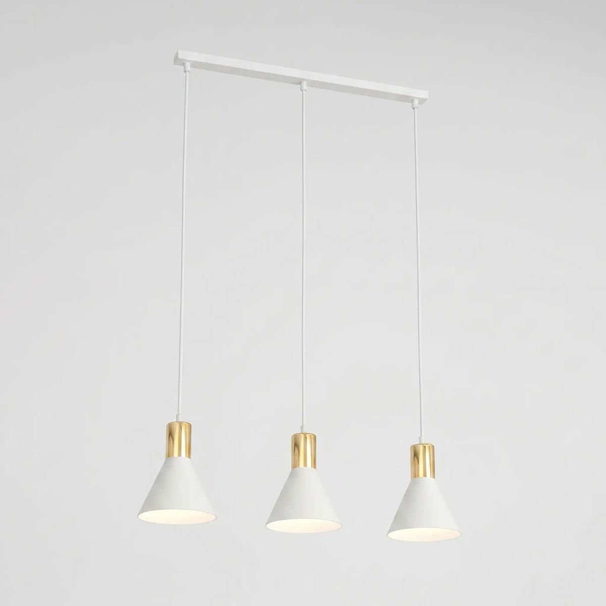 Suspension CIME – Suspension Billard Or studio fond blanc