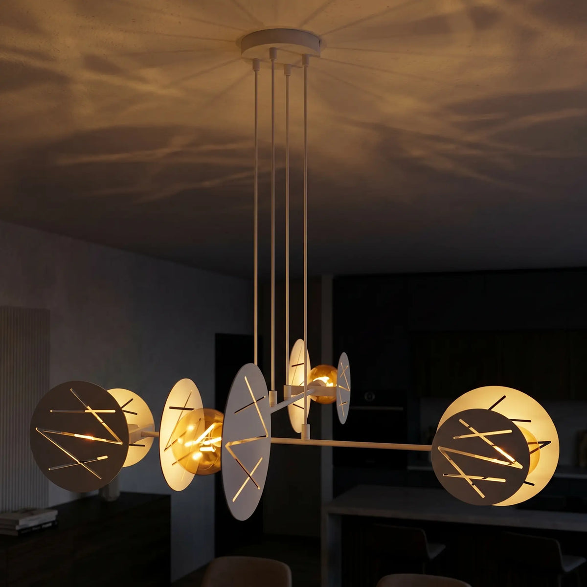 Suspension INCIS – Luminaire Blanc ambiance nocturne