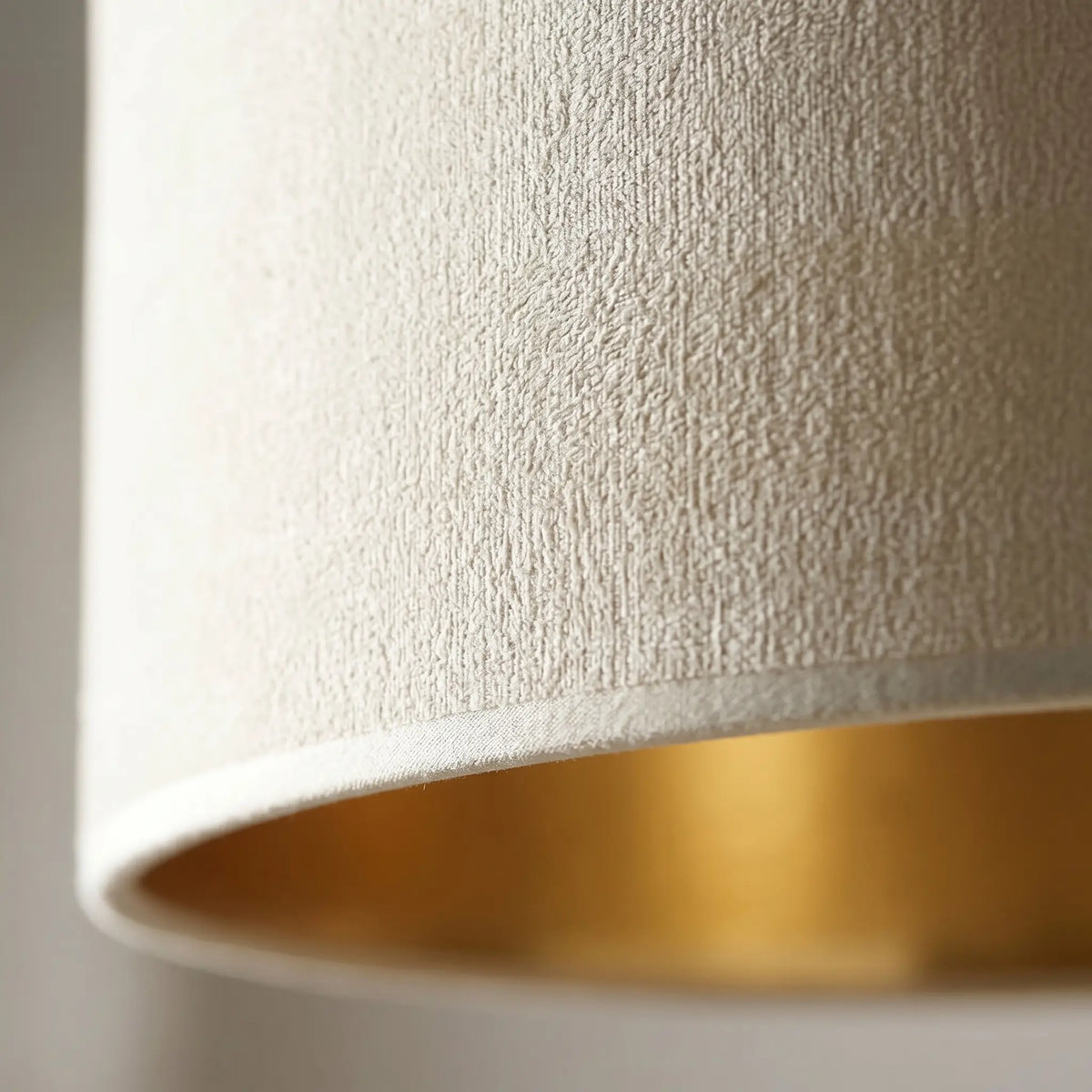 texture velours blanc intérieur doré abat-jour tissu