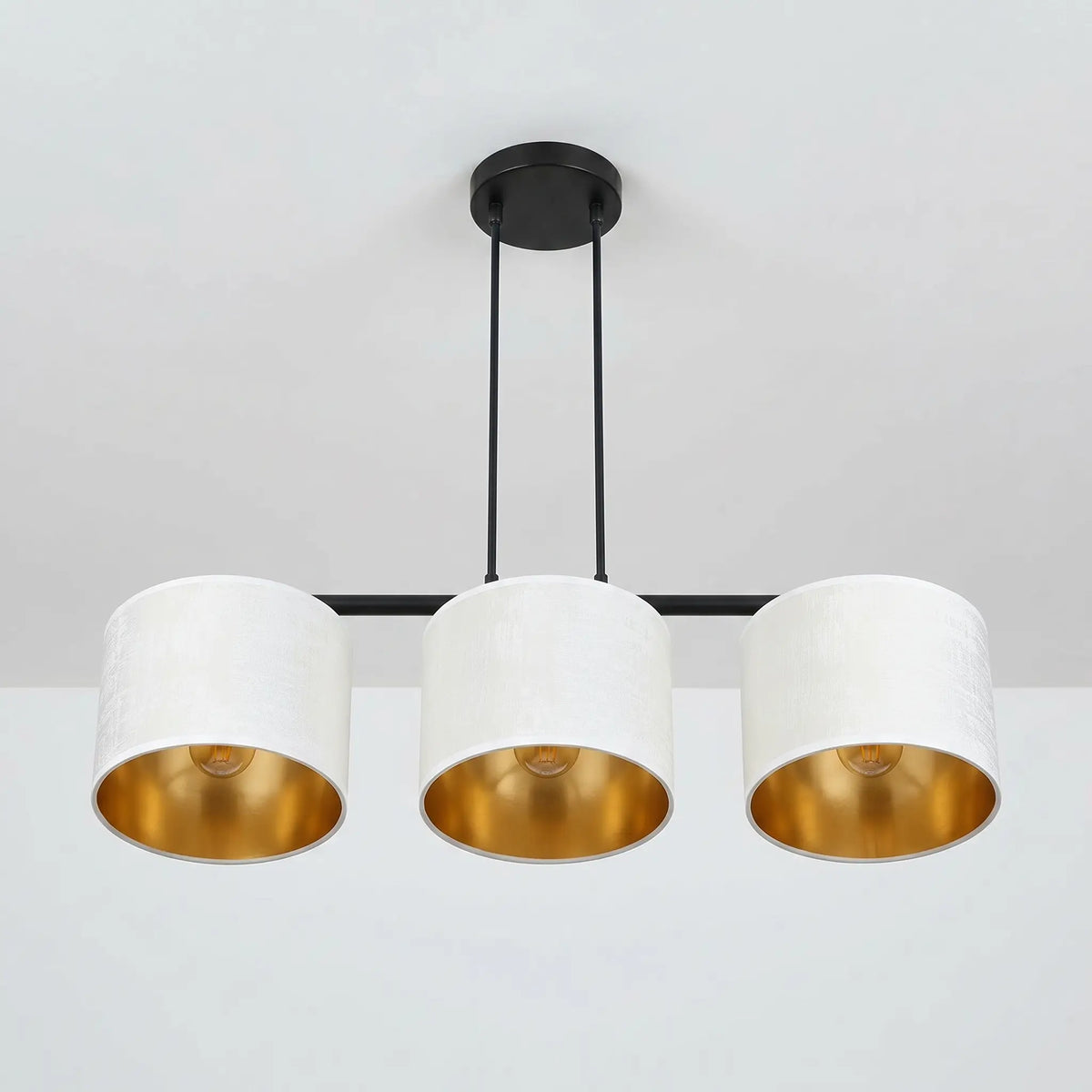 vue dessous suspension 3 abat-jours cylindriques intérieur doré