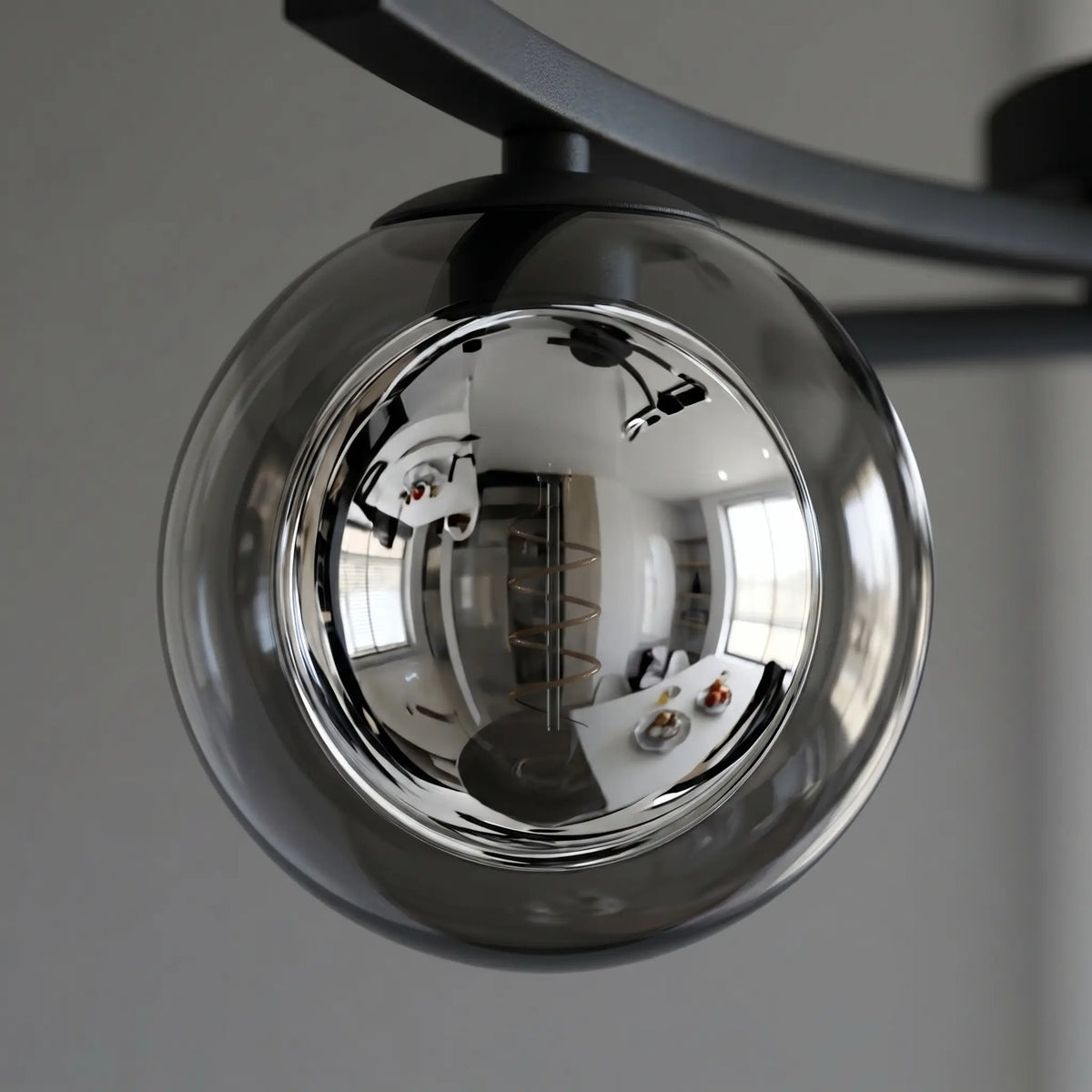 globe verre fumé graphite lustre design vue macro