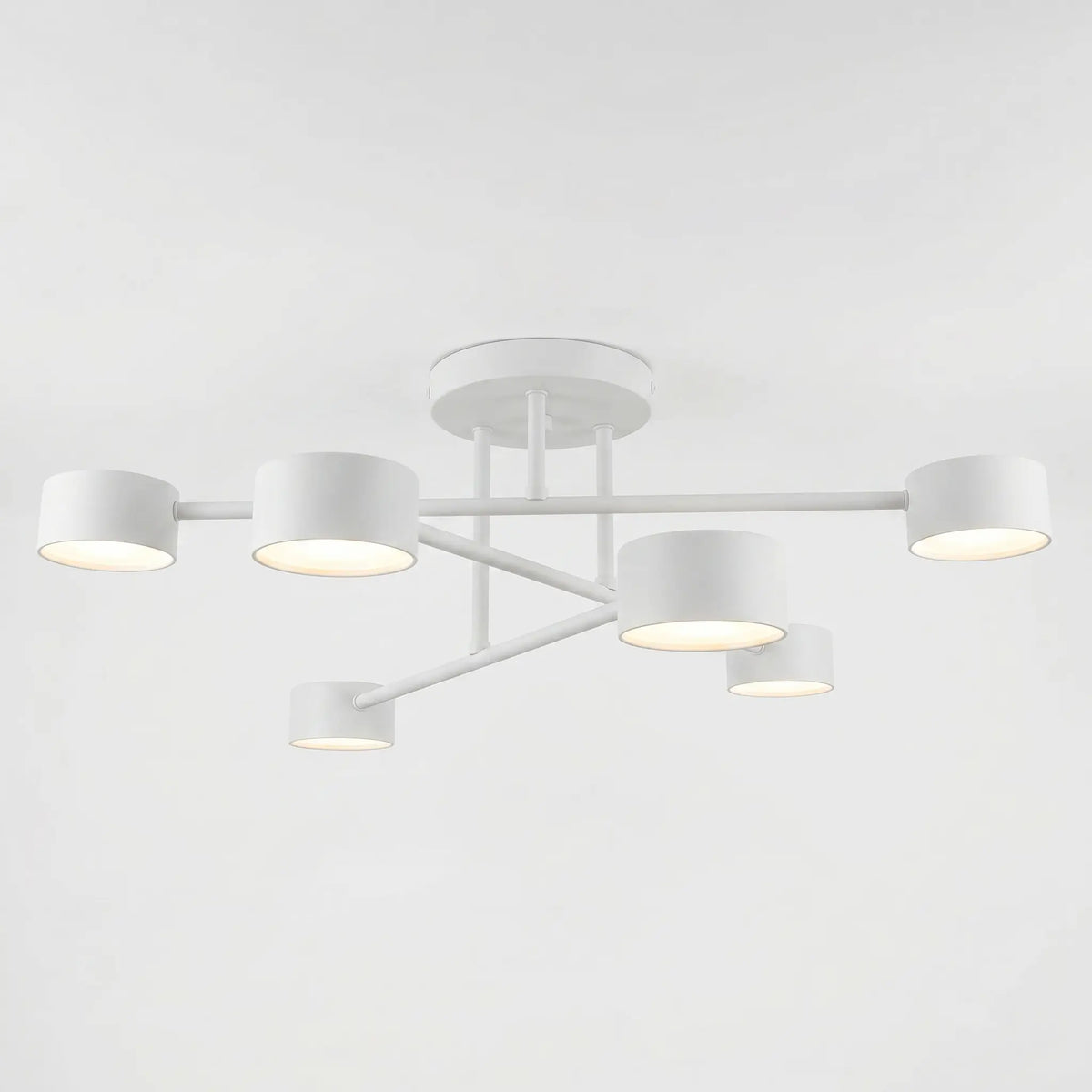 Plafonnier SCION – Lustre Scandinave fond blanc studio