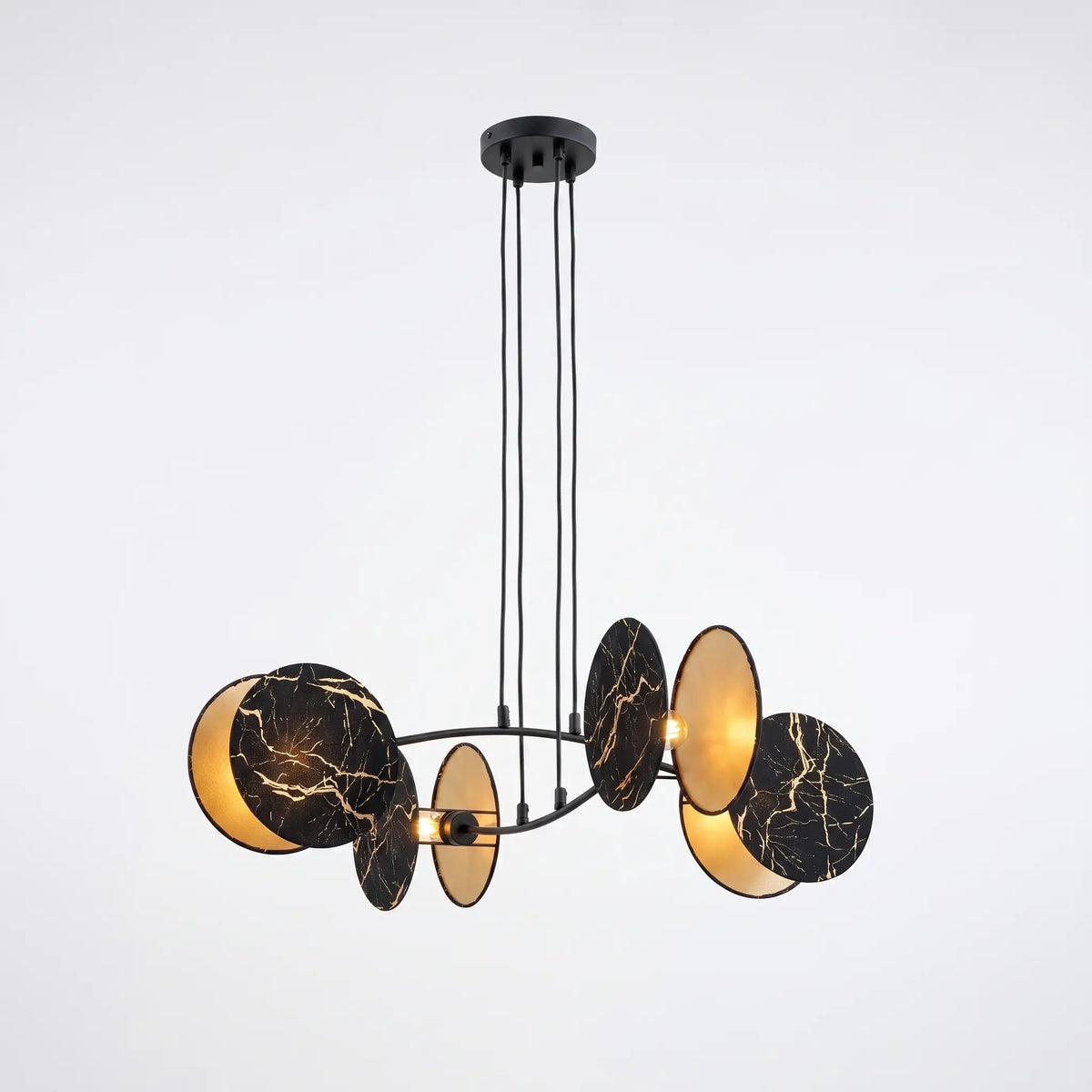 lustre design salon 6 disques noir or marbré fond blanc