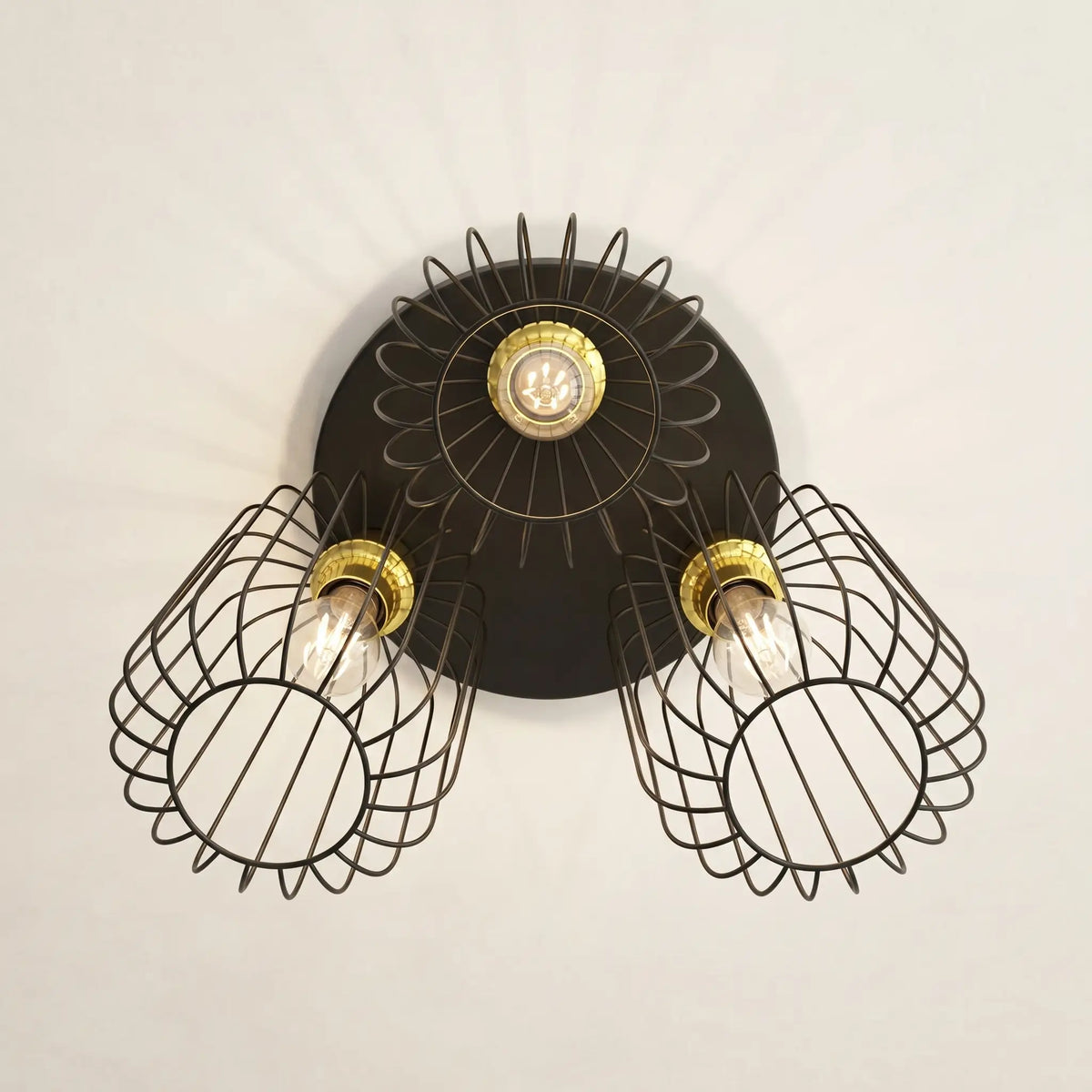 Suspension VOLTA – Lustre Doré vue dessous